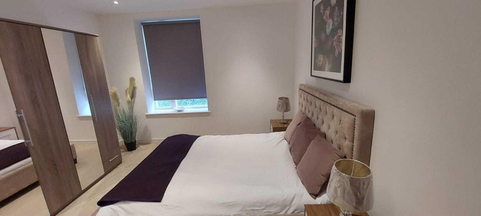 2 Bed Property Close To Heathrow Airport Hounslow Exteriör bild