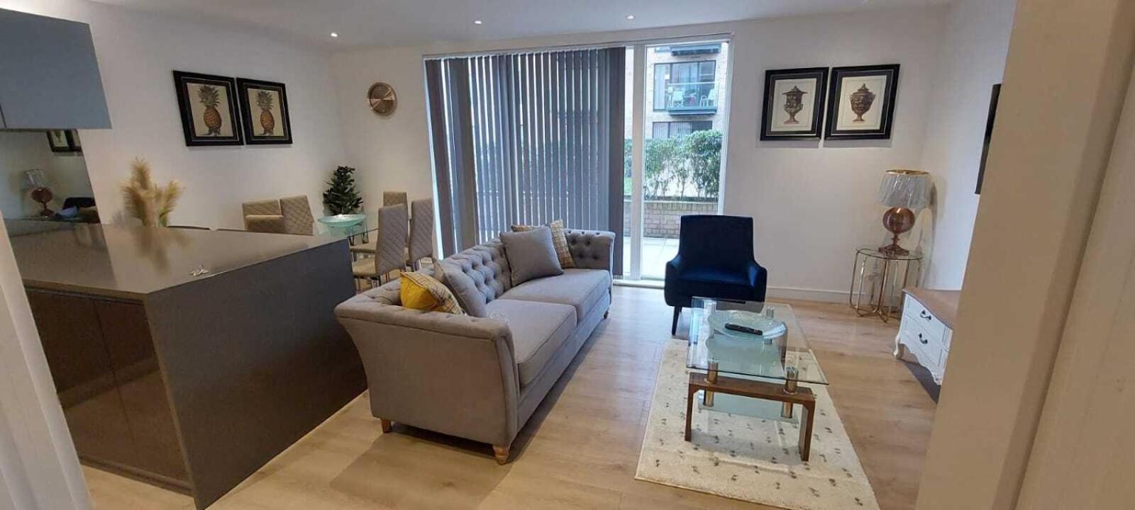 2 Bed Property Close To Heathrow Airport Hounslow Exteriör bild